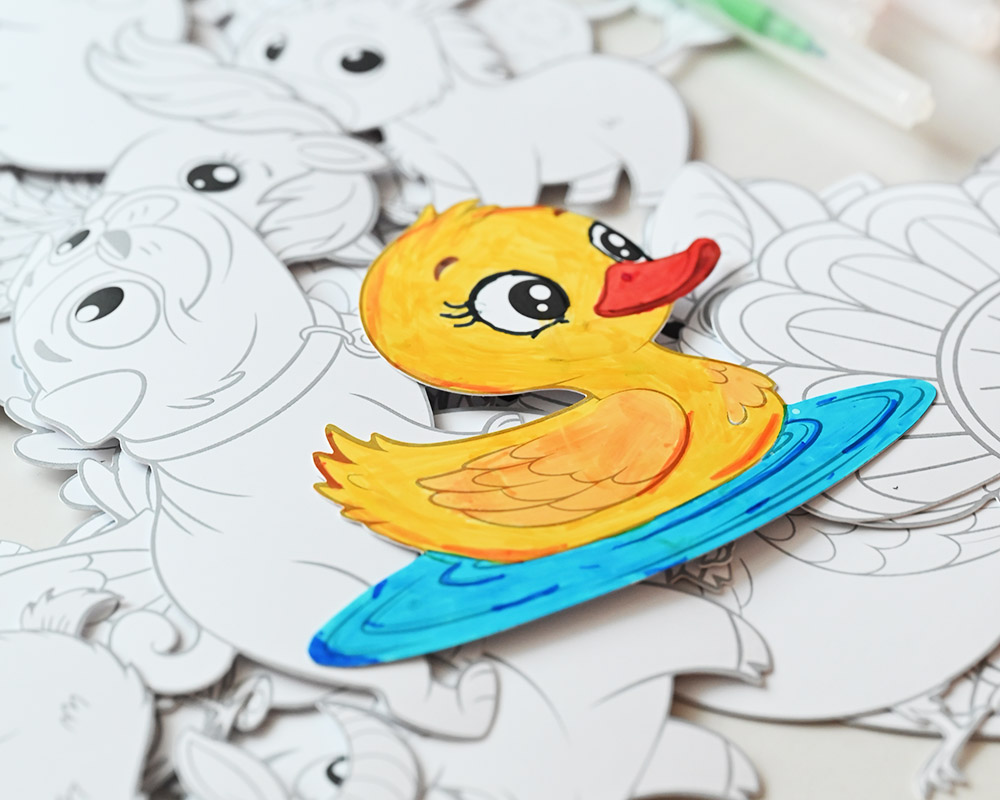 Раскраски для девочек Домашние животные